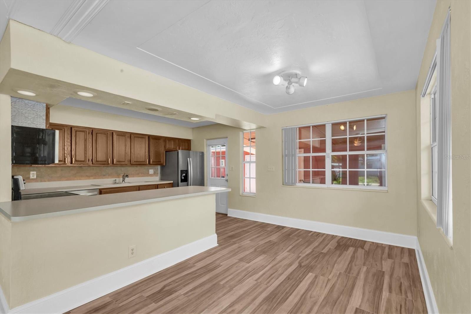 Image 14 of 45 For 7401 11th Avenue N