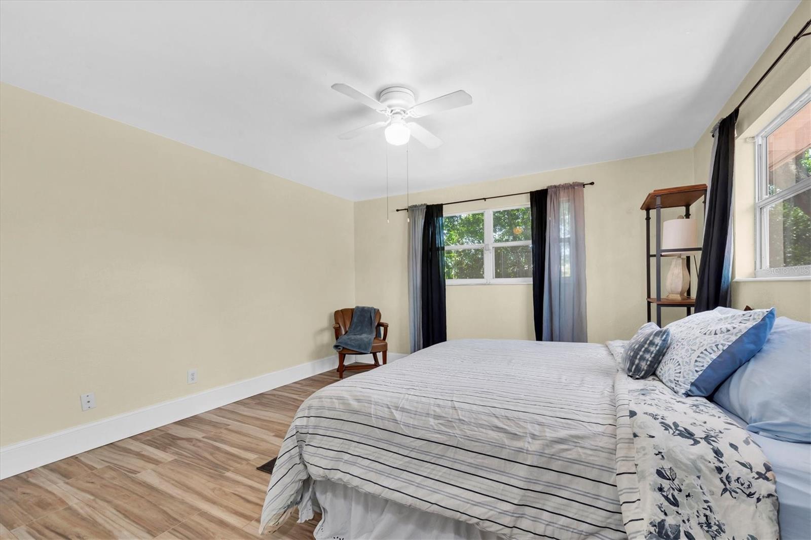 Image 16 of 45 For 7401 11th Avenue N
