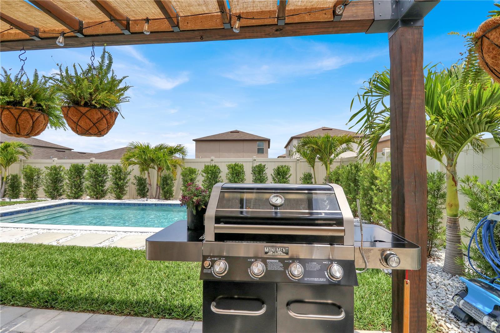 Image 11 of 50 For 7114 Fern Garden Court