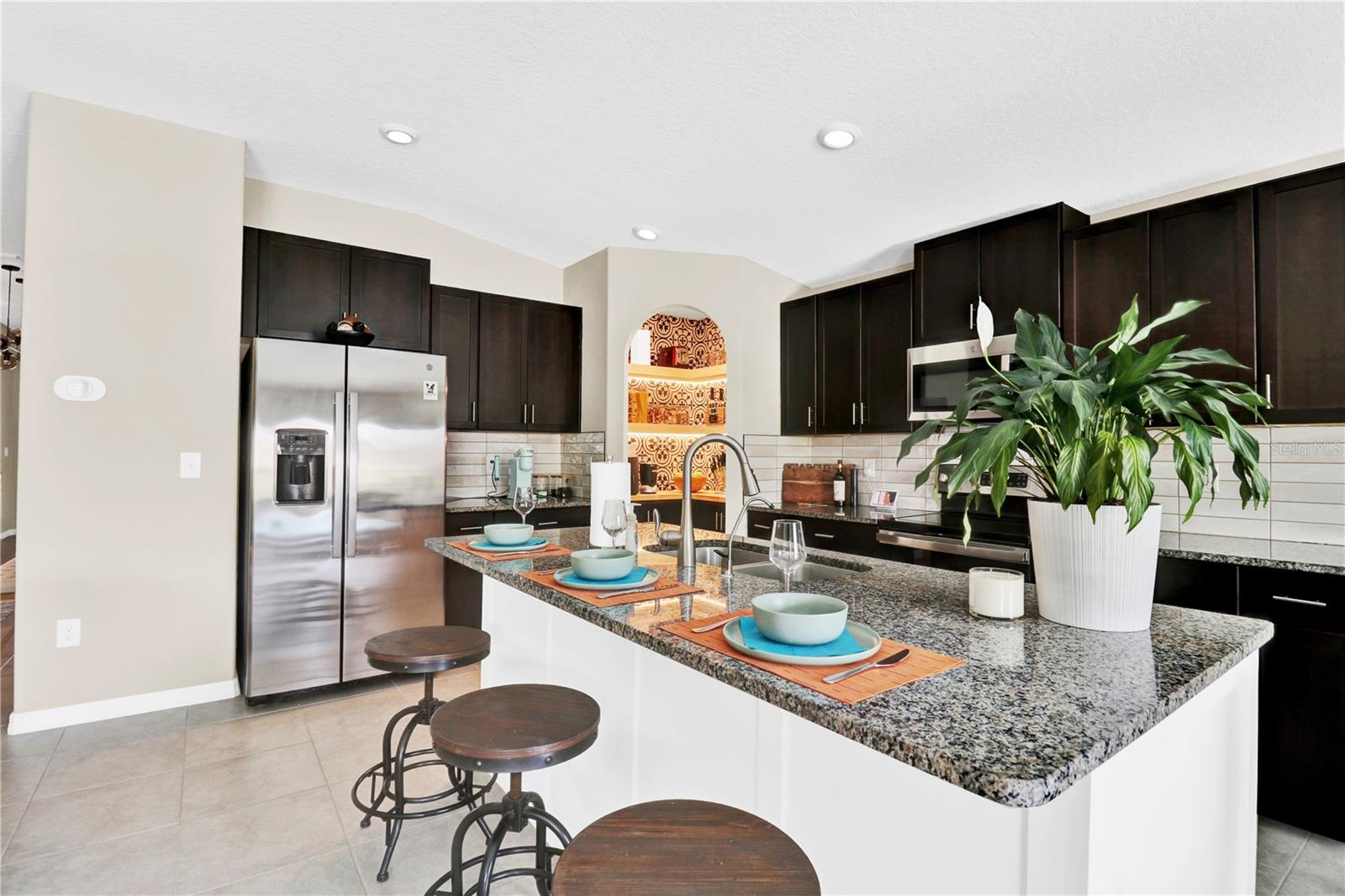 Image 19 of 50 For 7114 Fern Garden Court