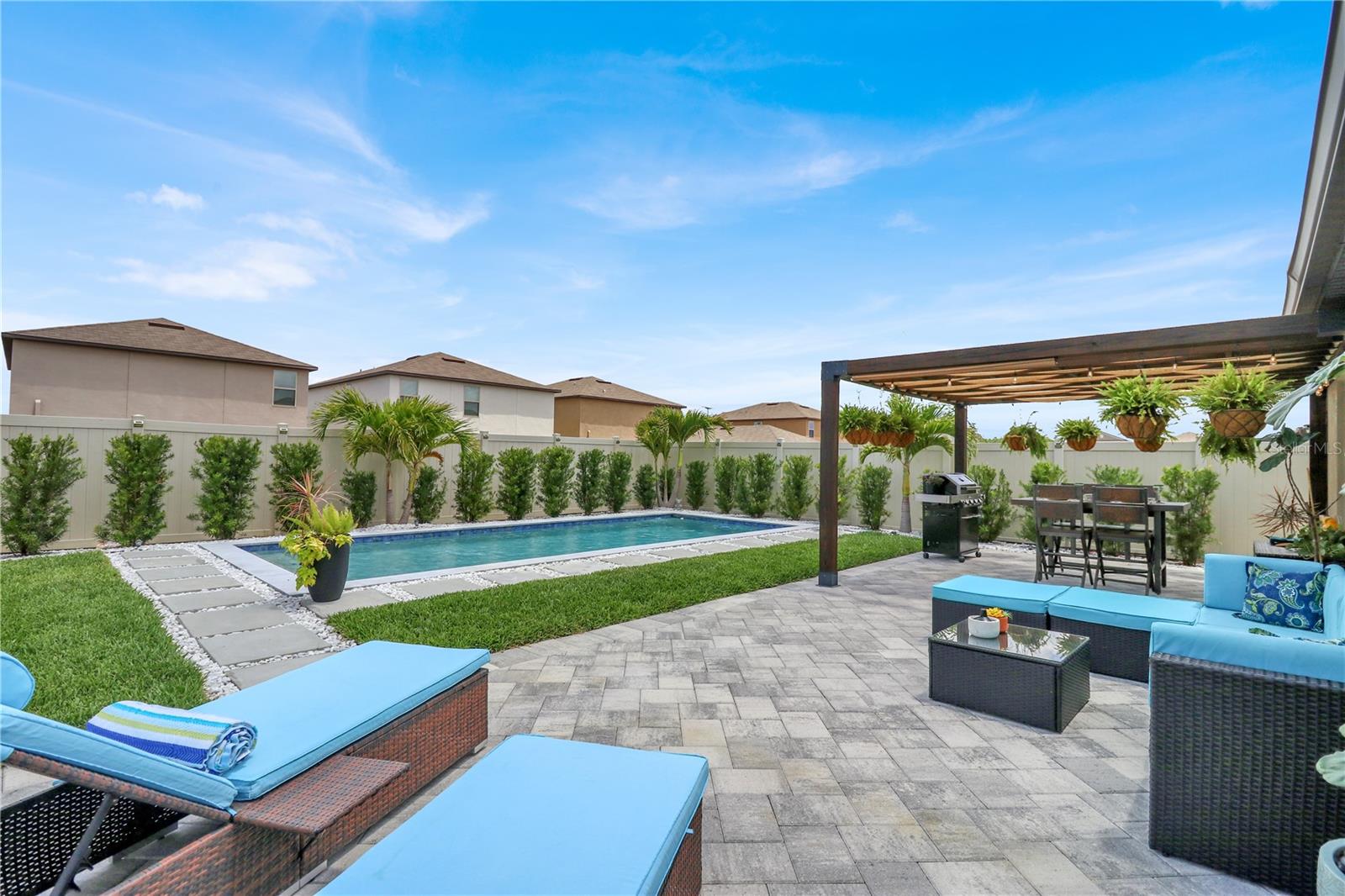 Image 4 of 50 For 7114 Fern Garden Court