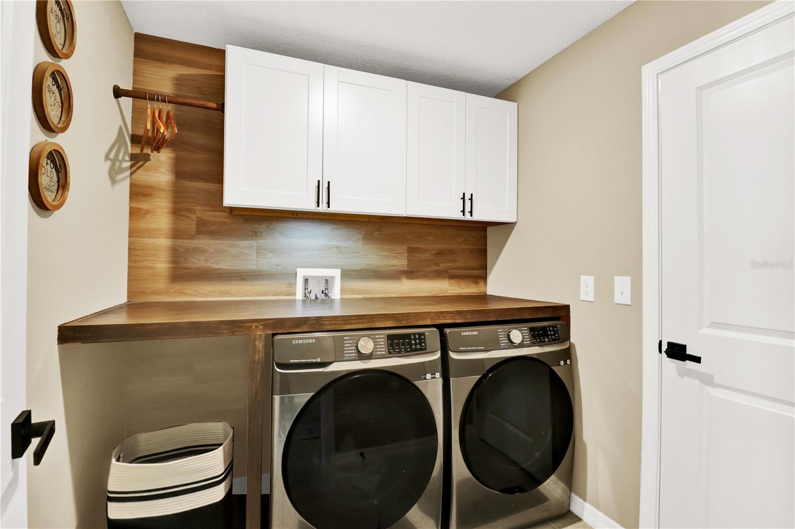 Image 43 of 50 For 7114 Fern Garden Court