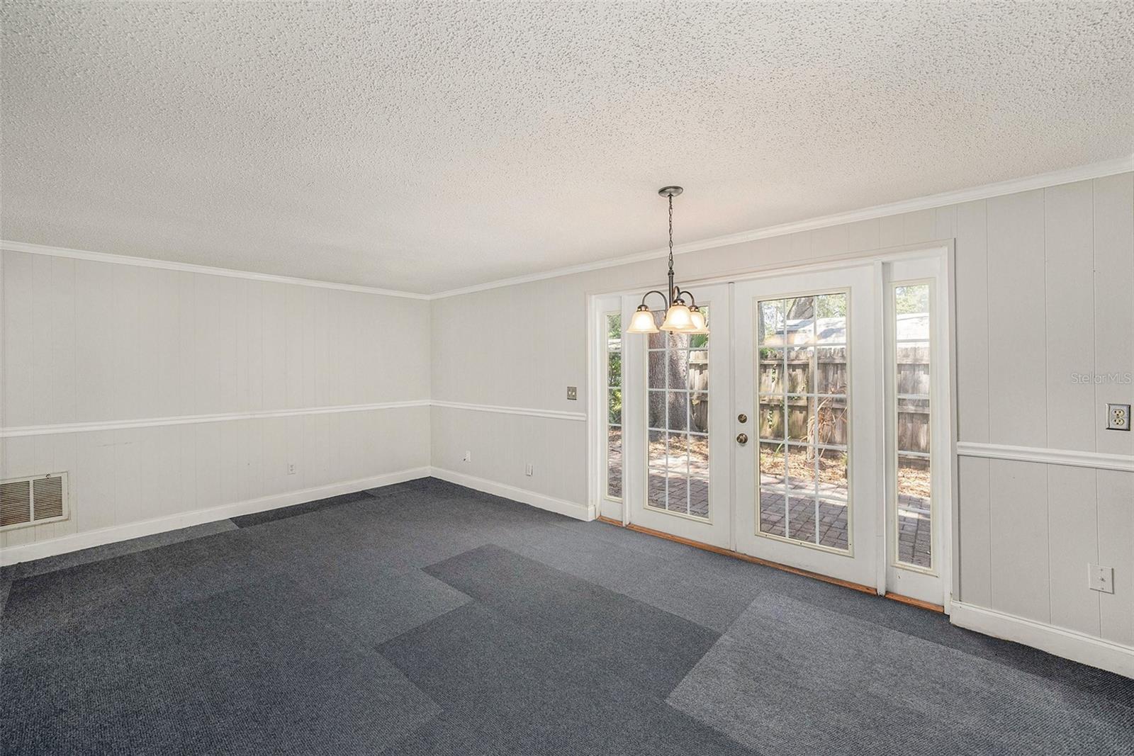Image 7 of 26 For 202 Mindy Drive
