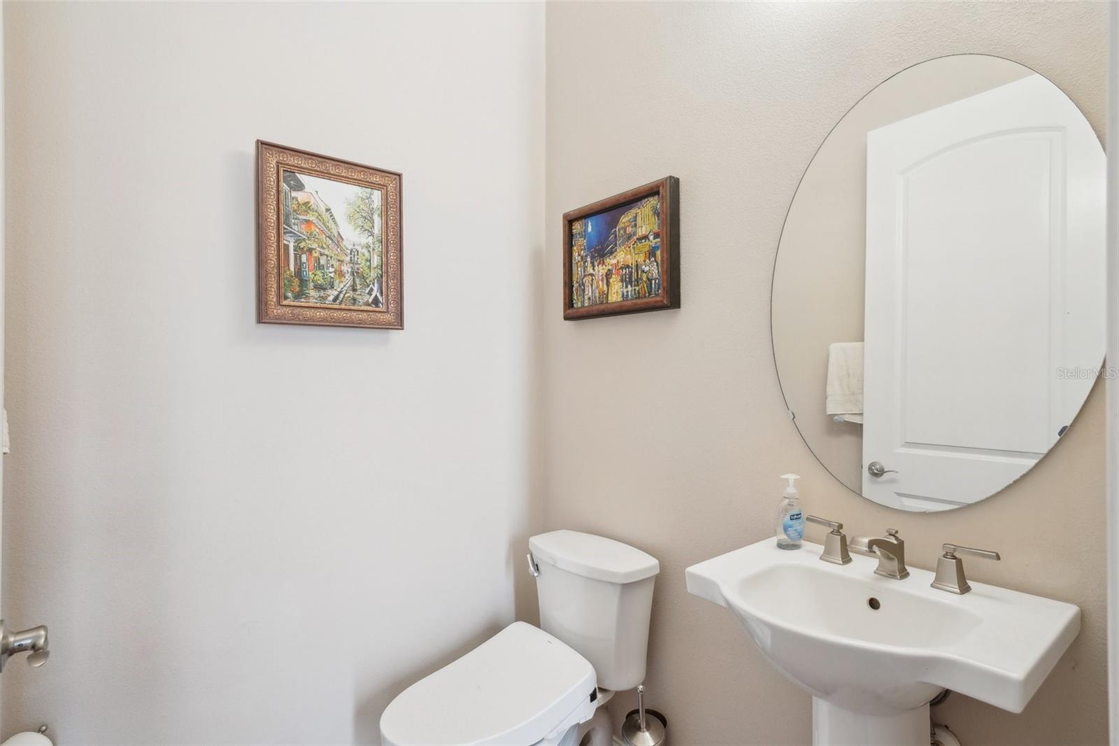 Image 26 of 74 For 308 New Jersey Avenue A