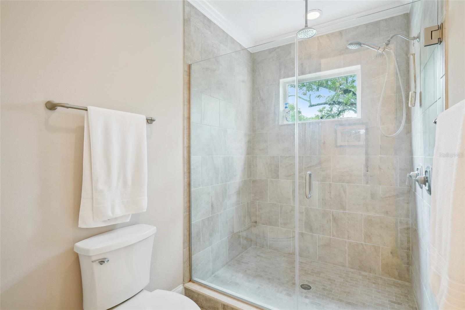 Image 37 of 74 For 308 New Jersey Avenue A