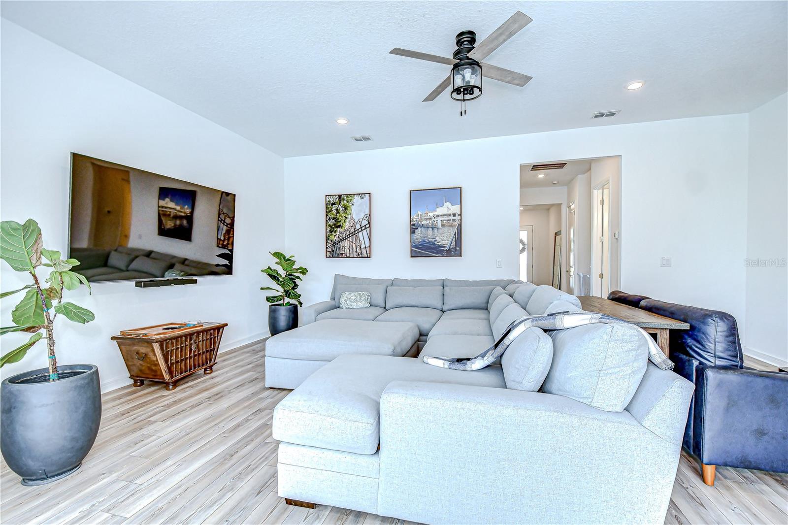 Image 15 of 46 For 12902 Brookside Moss Drive