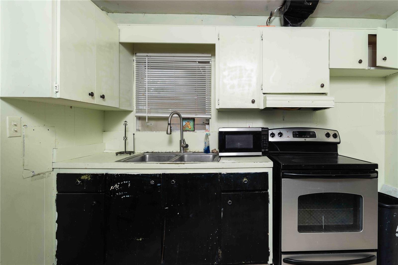 Image 10 of 29 For 1144 7th Street Nw