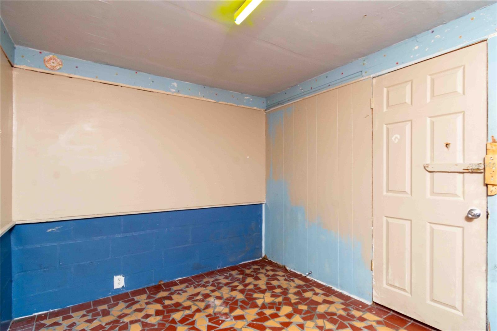 Image 21 of 29 For 1144 7th Street Nw