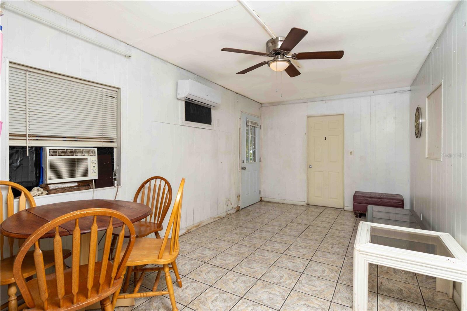 Image 5 of 29 For 1144 7th Street Nw