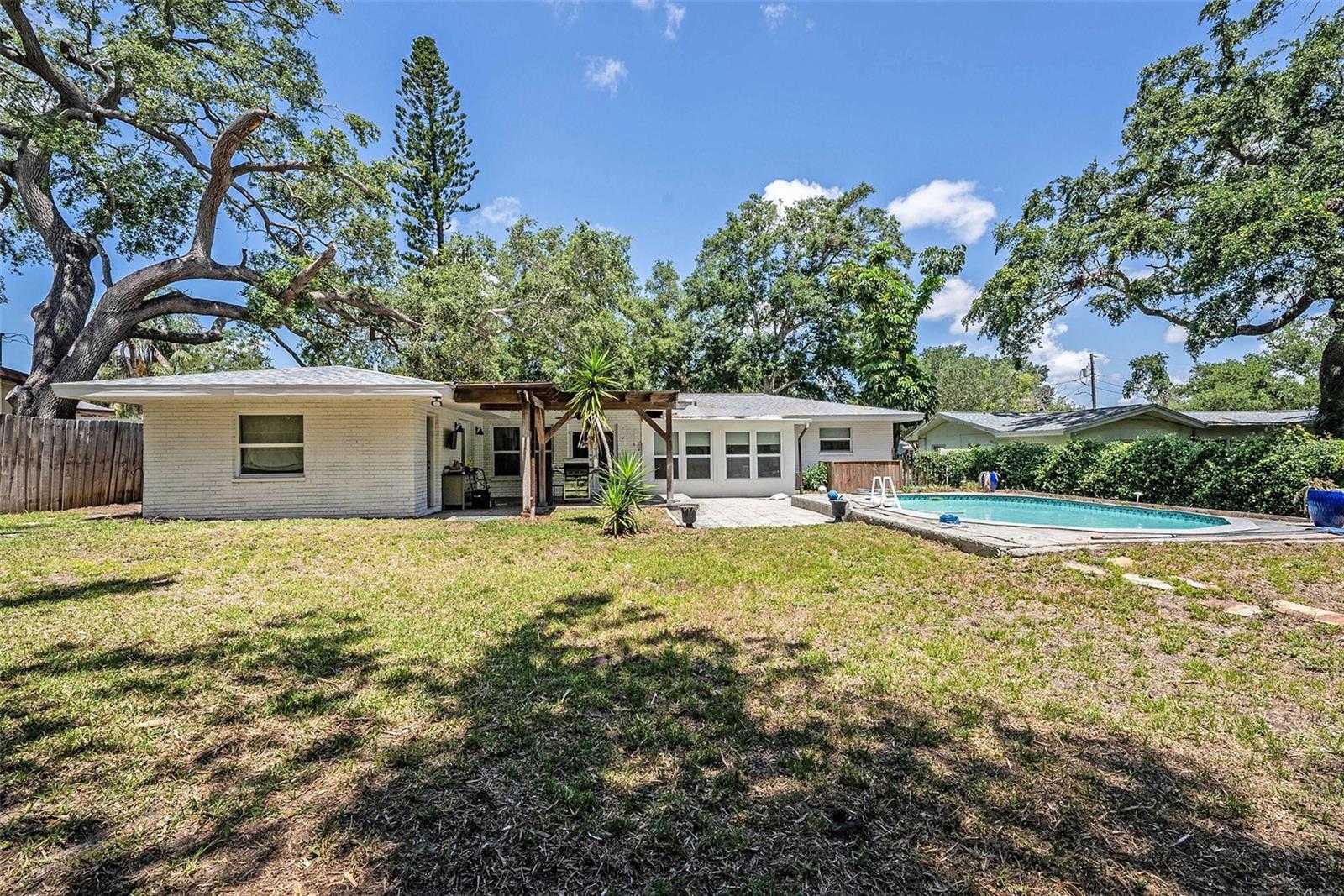 Image 20 of 23 For 2353 Dora Drive