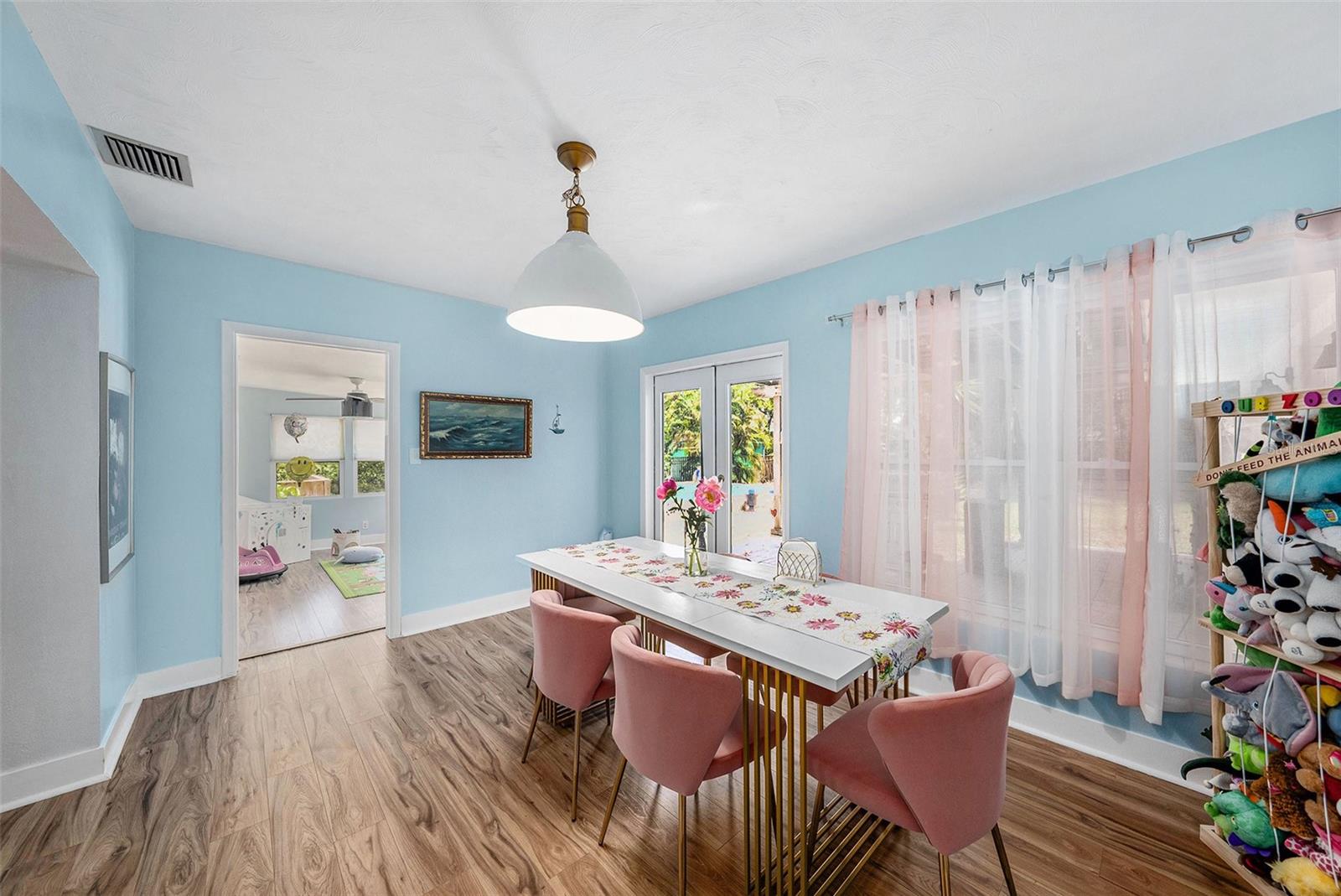 Image 6 of 23 For 2353 Dora Drive