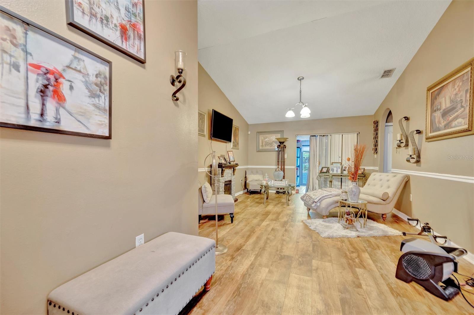 Image 7 of 29 For 1505 99th Avenue
