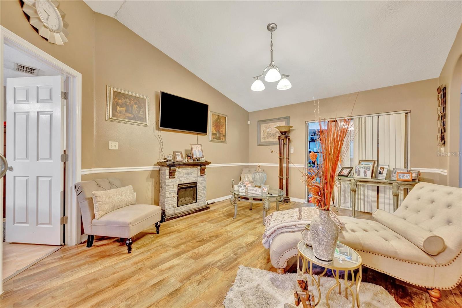 Image 9 of 29 For 1505 99th Avenue