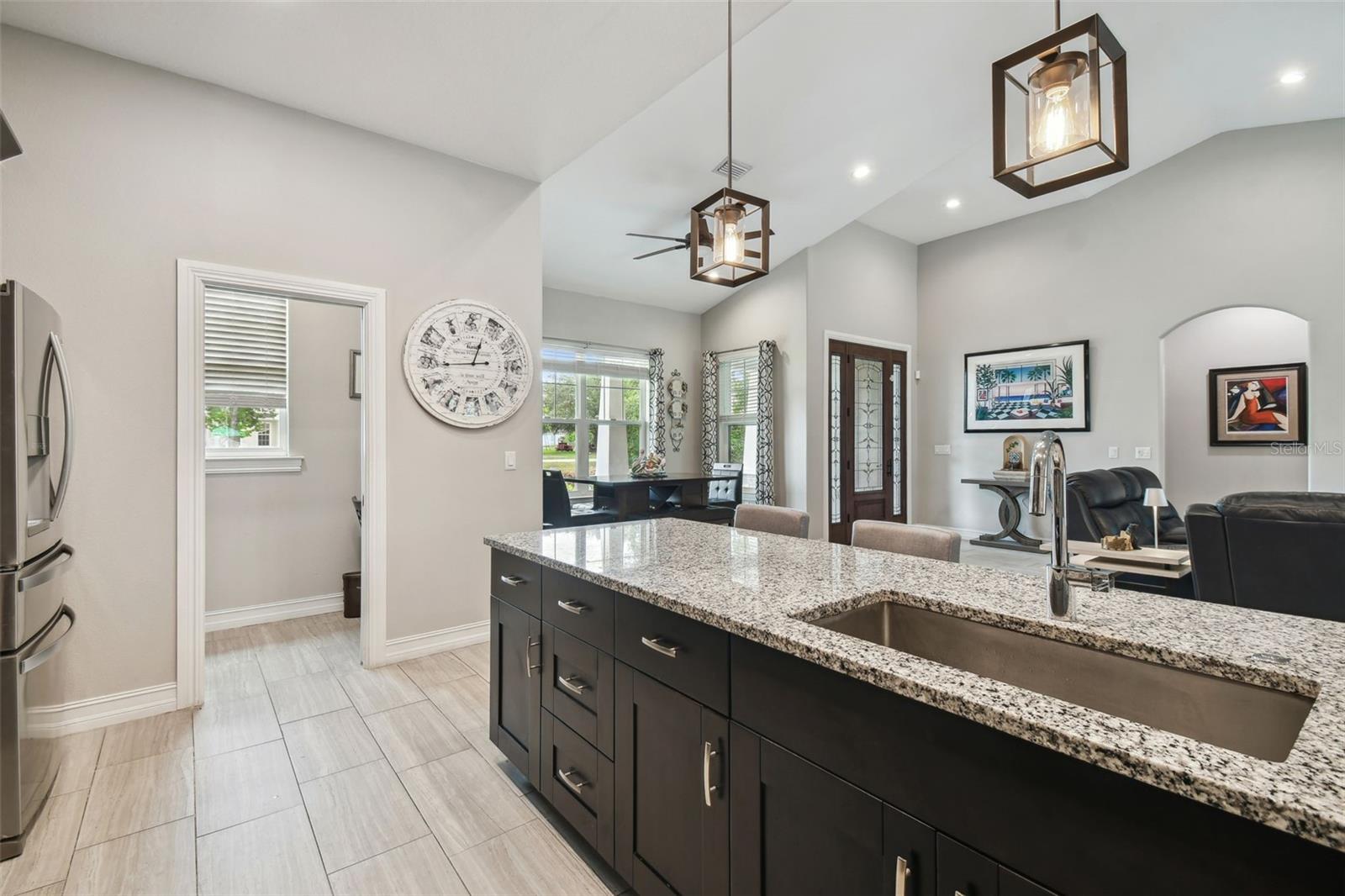 Image 17 of 56 For 9091 Mazette Road