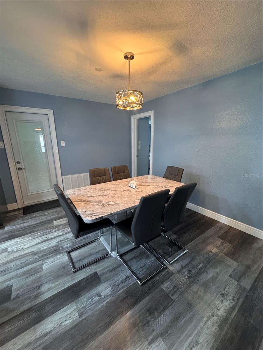 Image 10 of 24 For 11889 Walker Avenue
