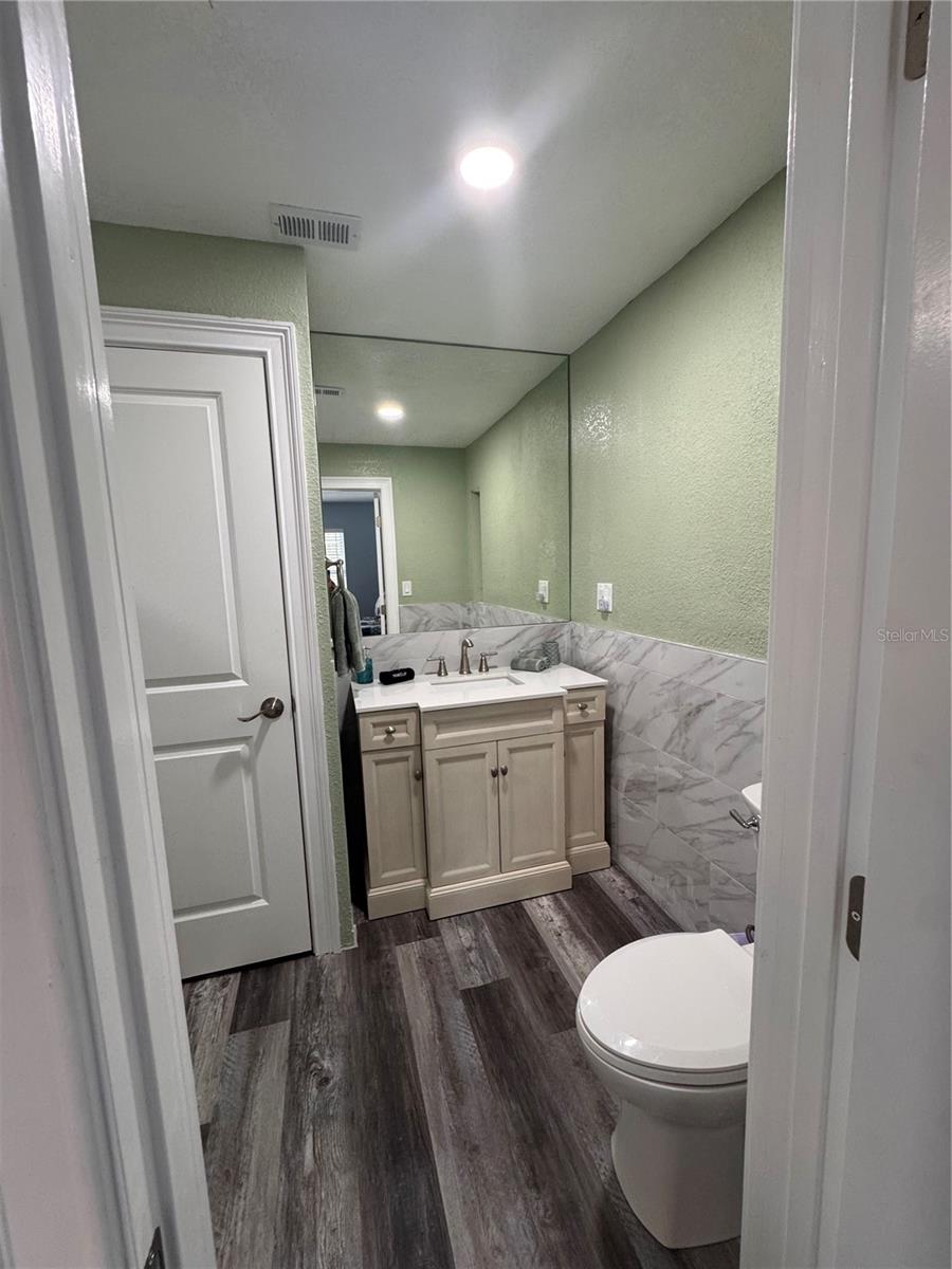 Image 3 of 24 For 11889 Walker Avenue