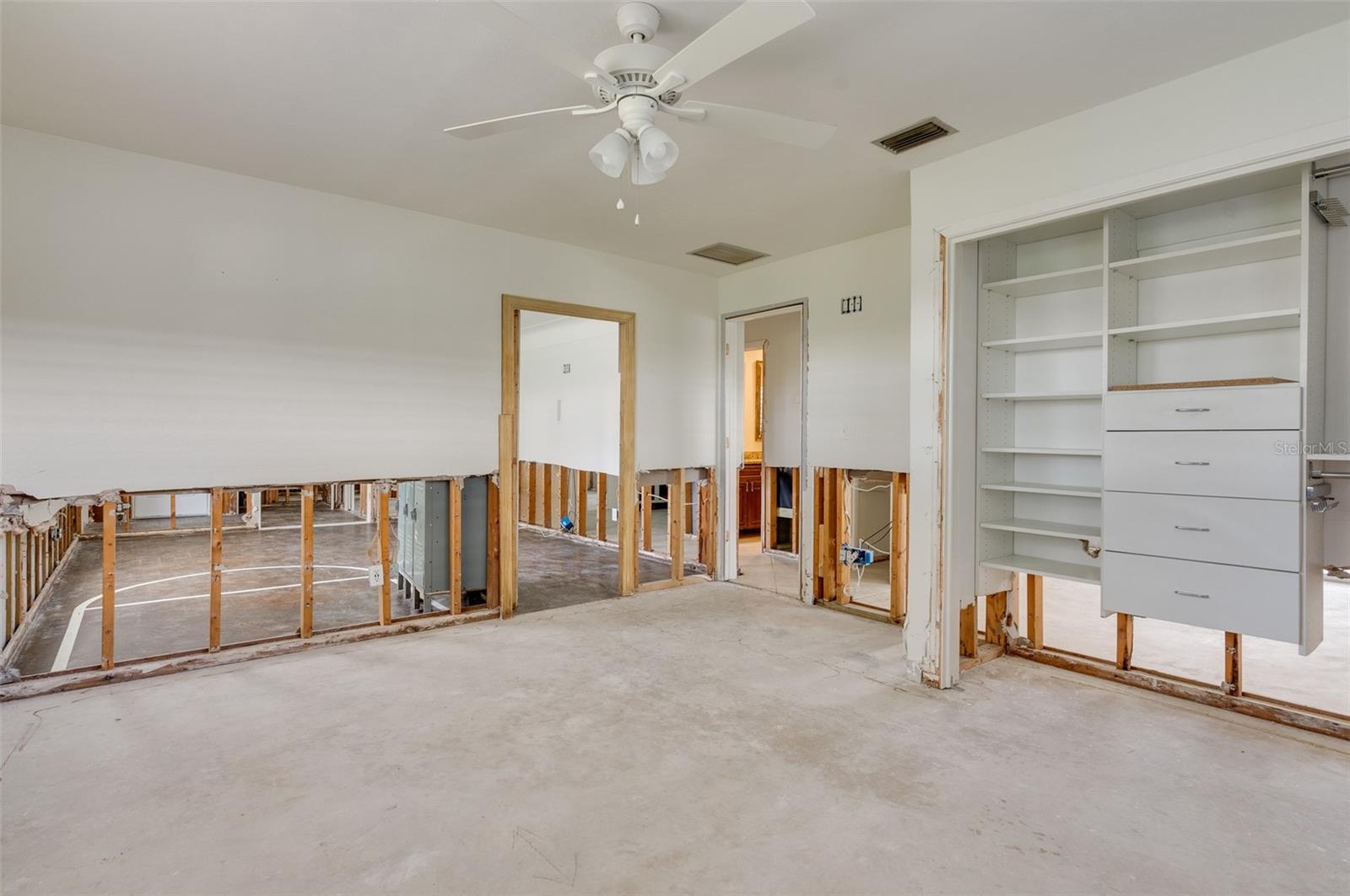 Image 39 of 56 For 2017 Iowa Avenue Ne