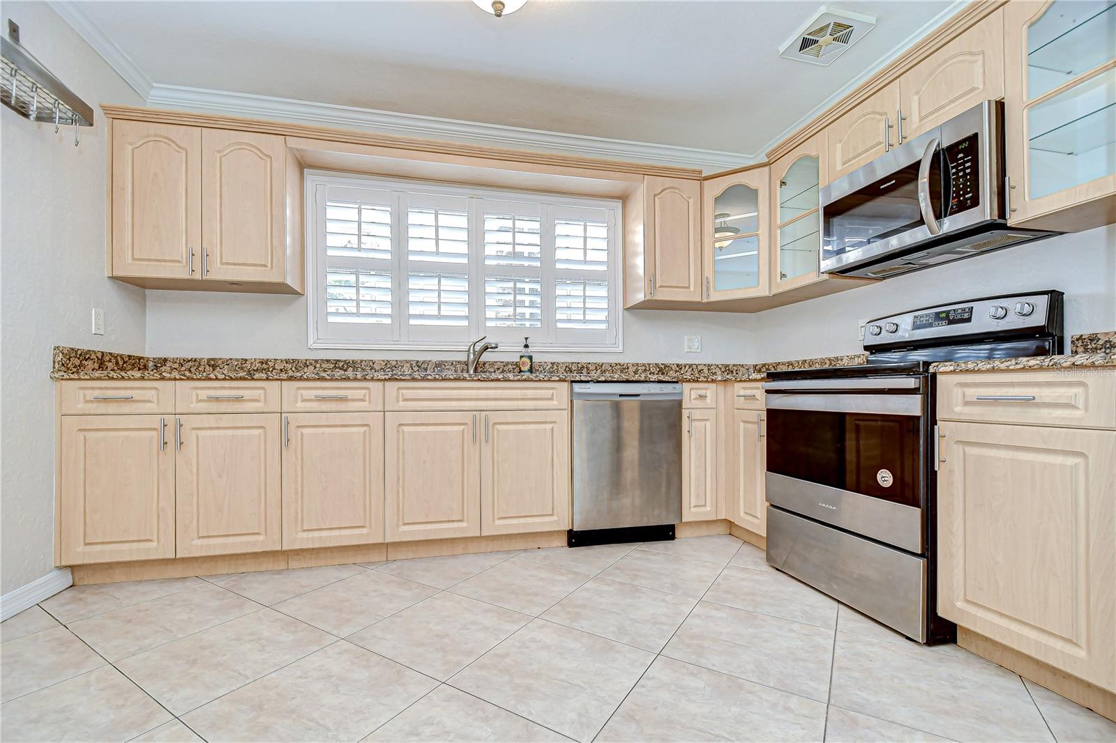 Image 4 of 23 For 3312 New Orleans Avenue
