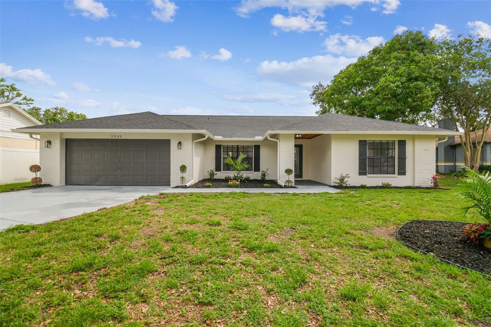 Details for 3205 Pleasant Lake Drive, TAMPA, FL 33618