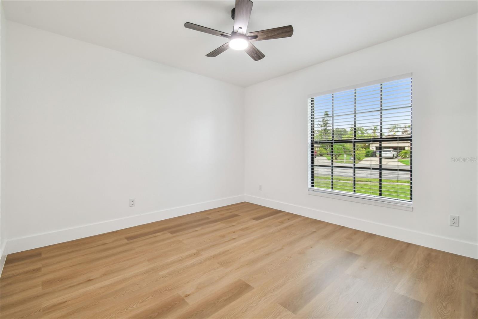 Image 37 of 71 For 3205 Pleasant Lake Drive