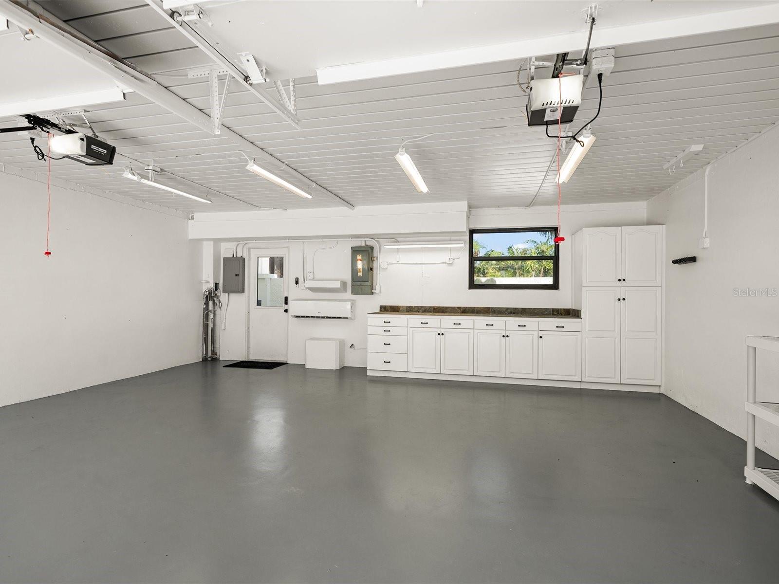 Listing photo id 44 for 191 1st Street W
