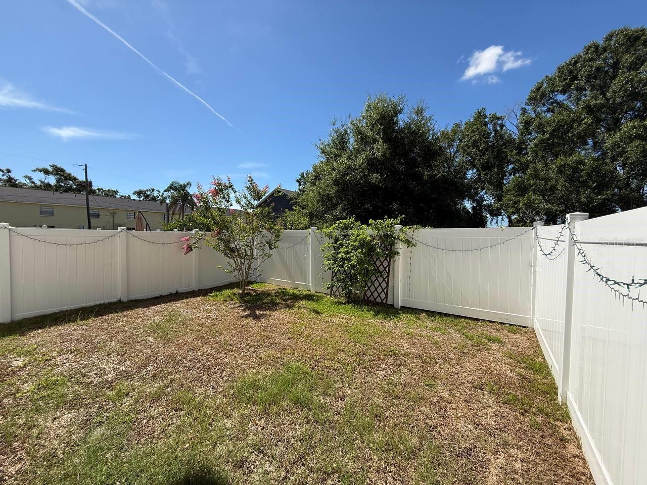Image 49 of 55 For 3918 Everett Street 1