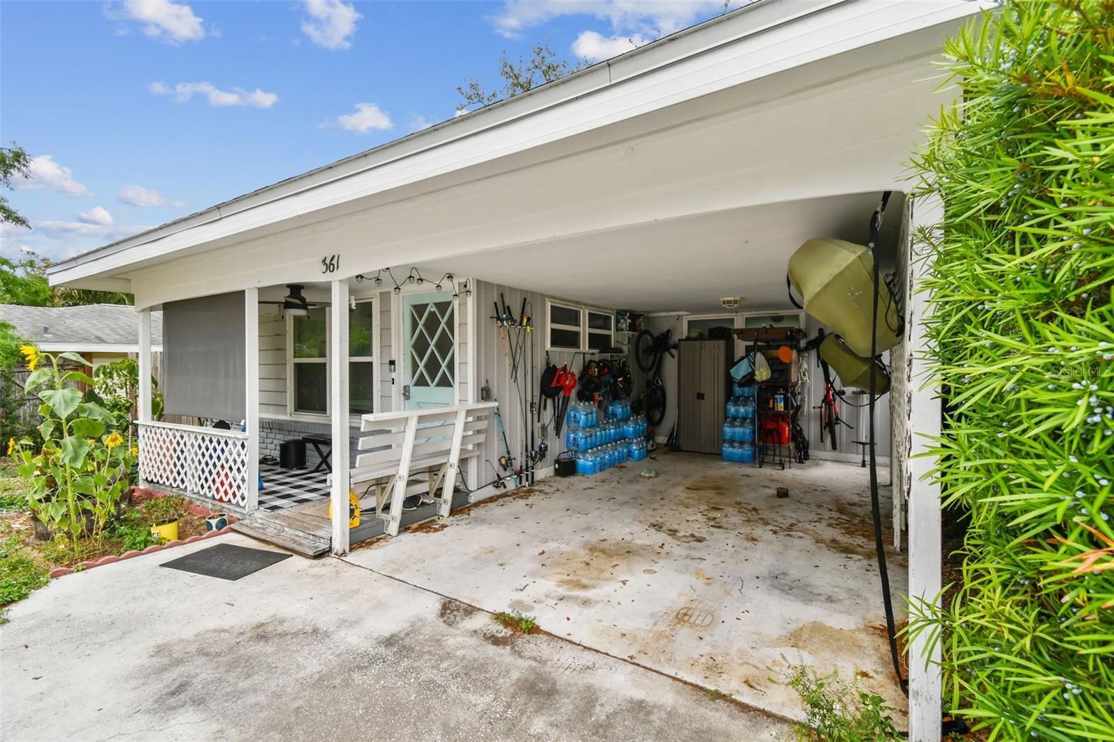 Image 11 of 79 For 361 Colonial Court