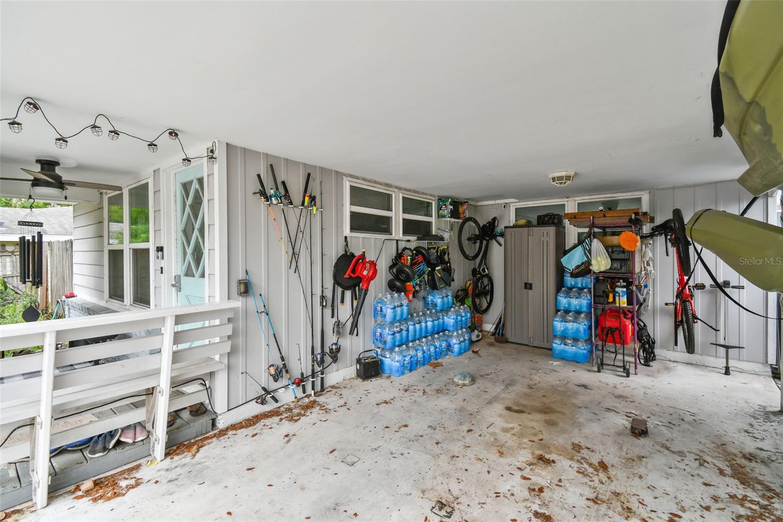 Image 16 of 79 For 361 Colonial Court