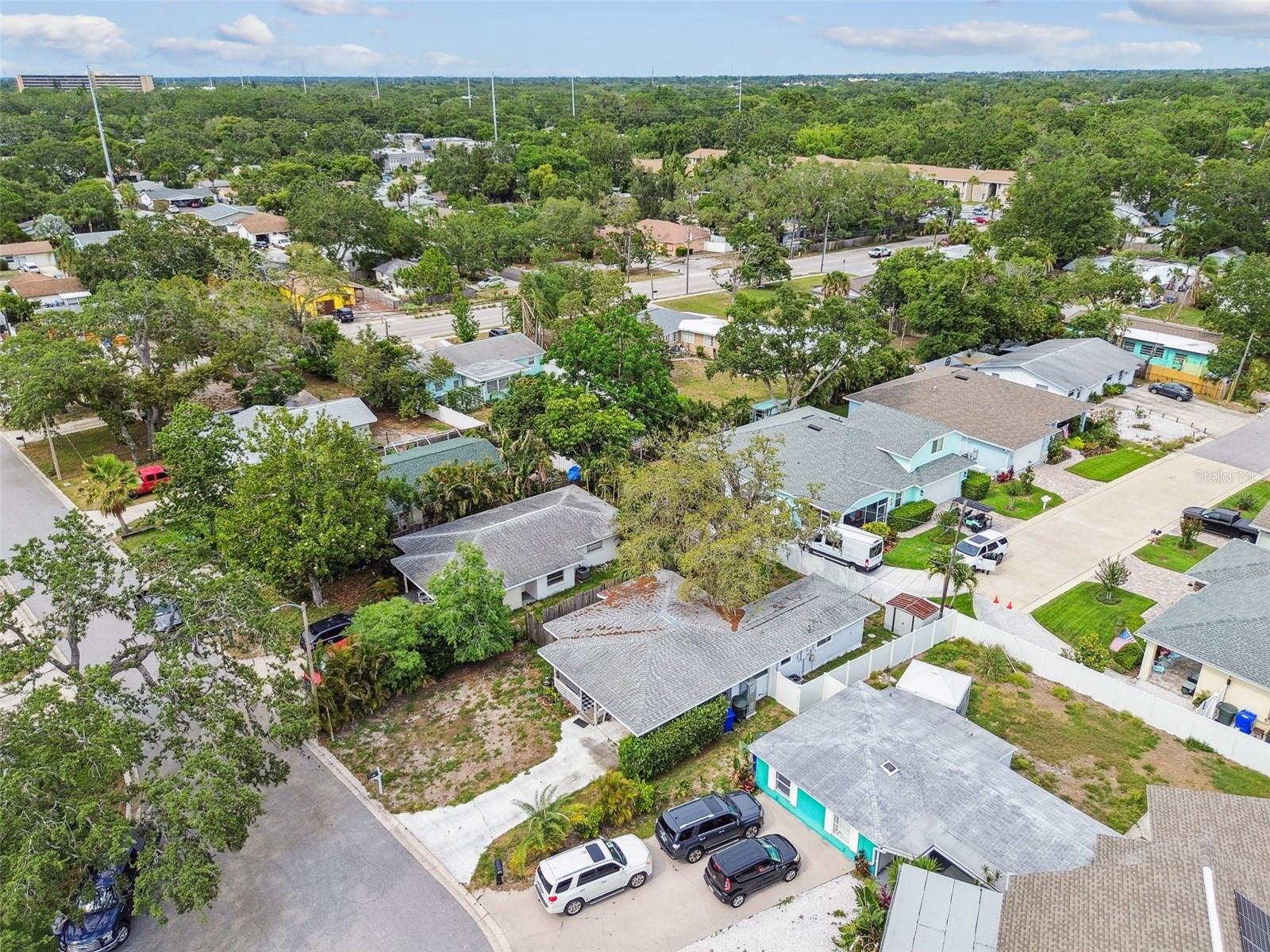 Image 69 of 79 For 361 Colonial Court