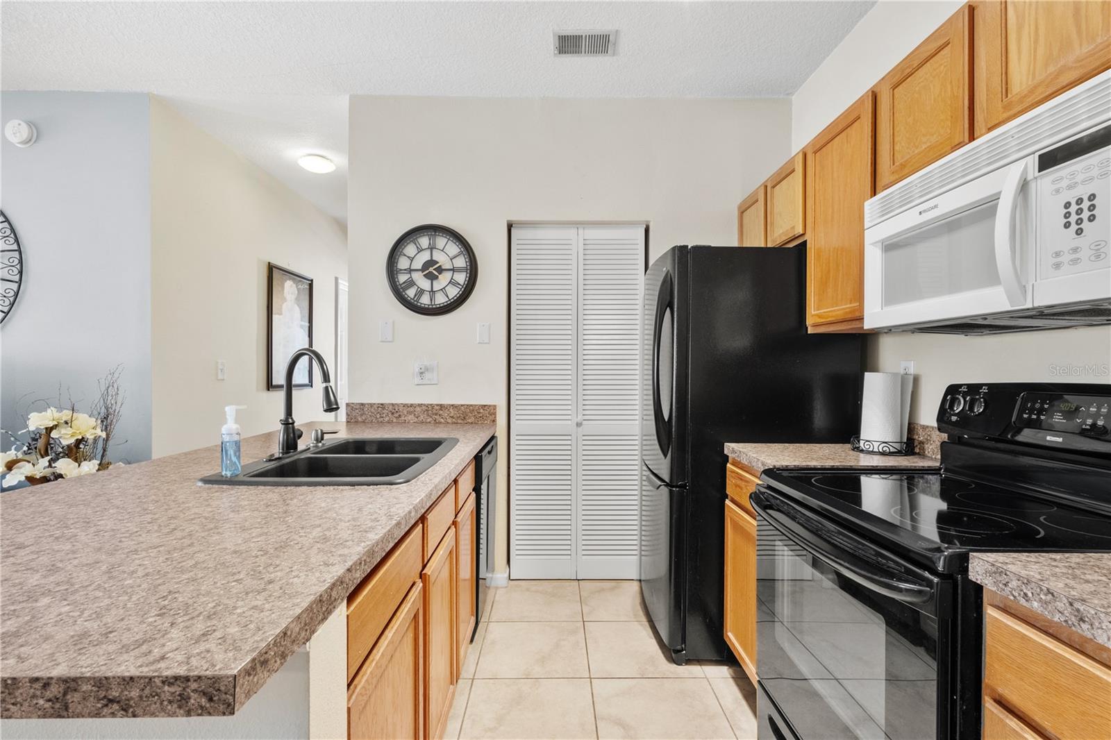 Image 10 of 33 For 10764 70th Avenue 6210