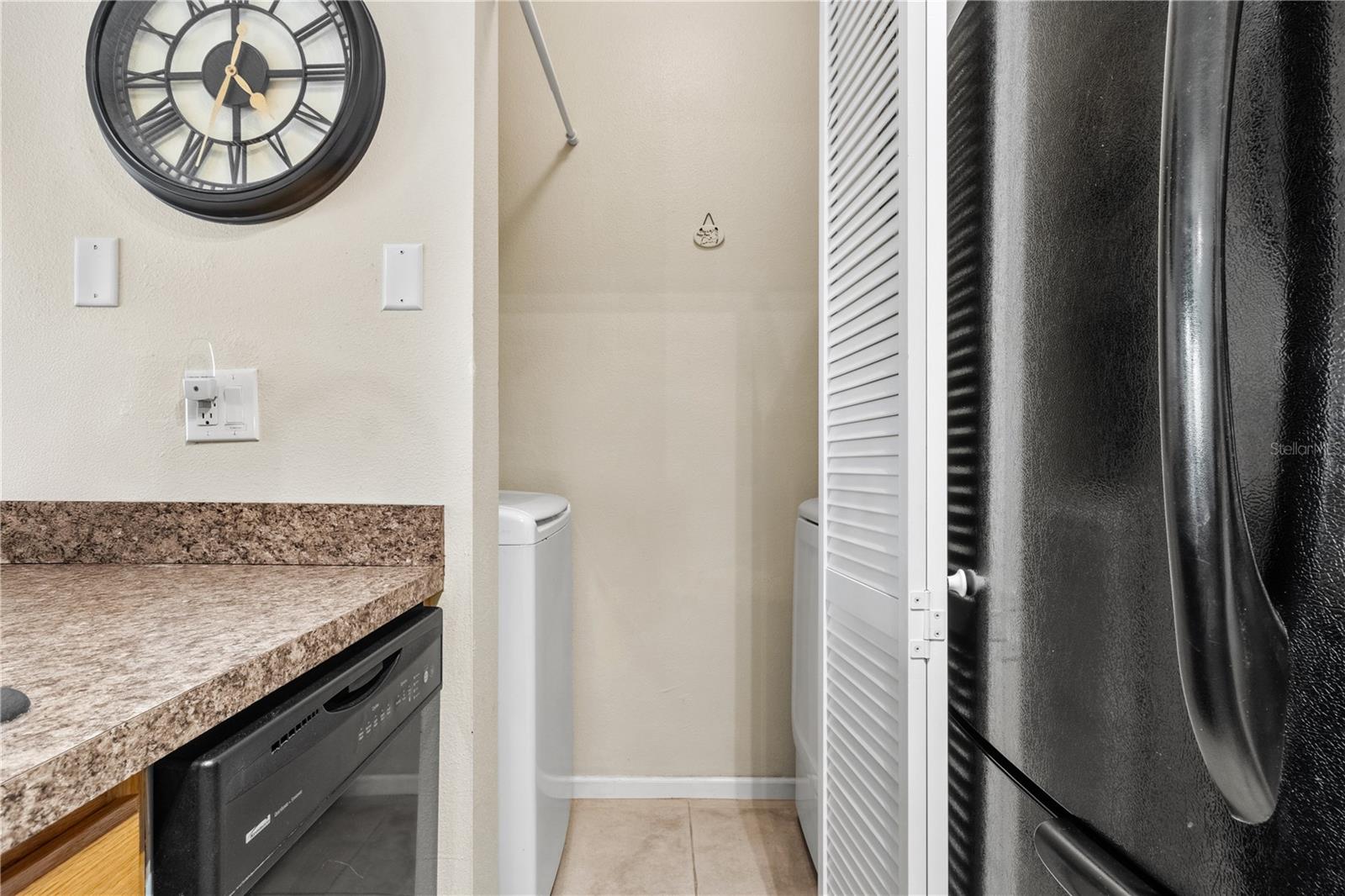 Image 11 of 33 For 10764 70th Avenue 6210