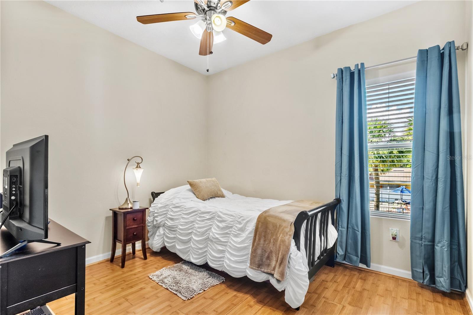 Image 15 of 33 For 10764 70th Avenue 6210