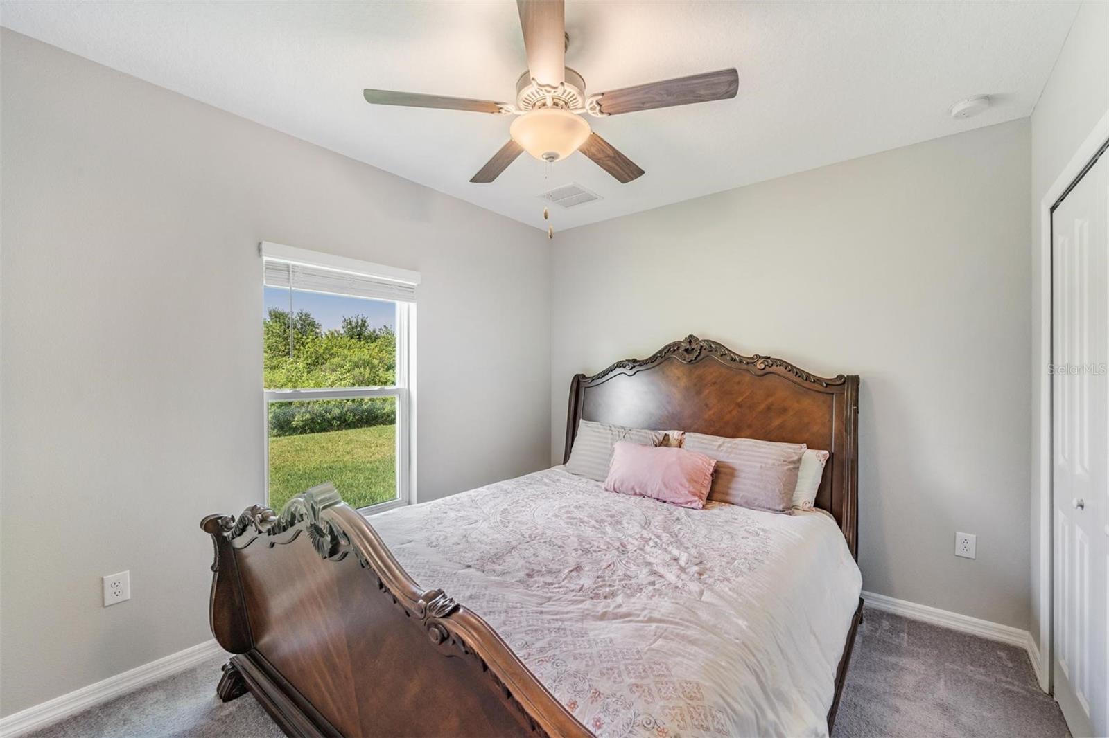 Listing photo id 12 for 5530 Appleton Shore Drive