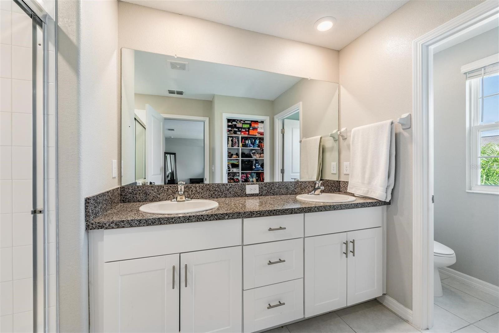 Listing photo id 20 for 5530 Appleton Shore Drive