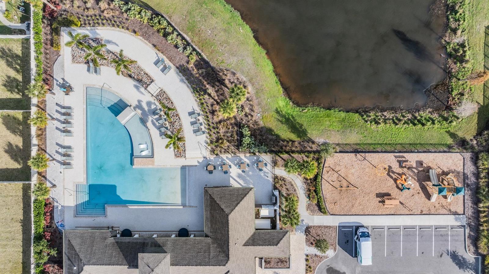 Listing photo id 36 for 5530 Appleton Shore Drive
