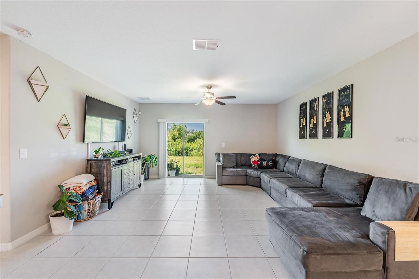 Listing photo id 5 for 5530 Appleton Shore Drive