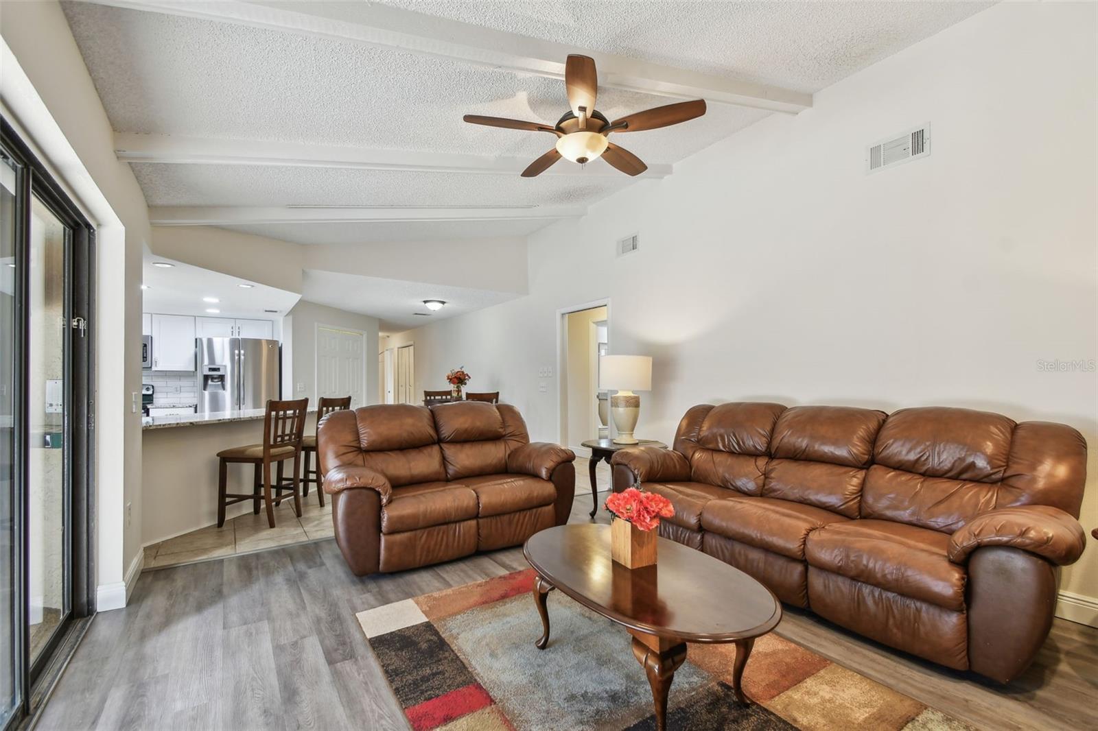 Image 26 of 71 For 854 Village Way