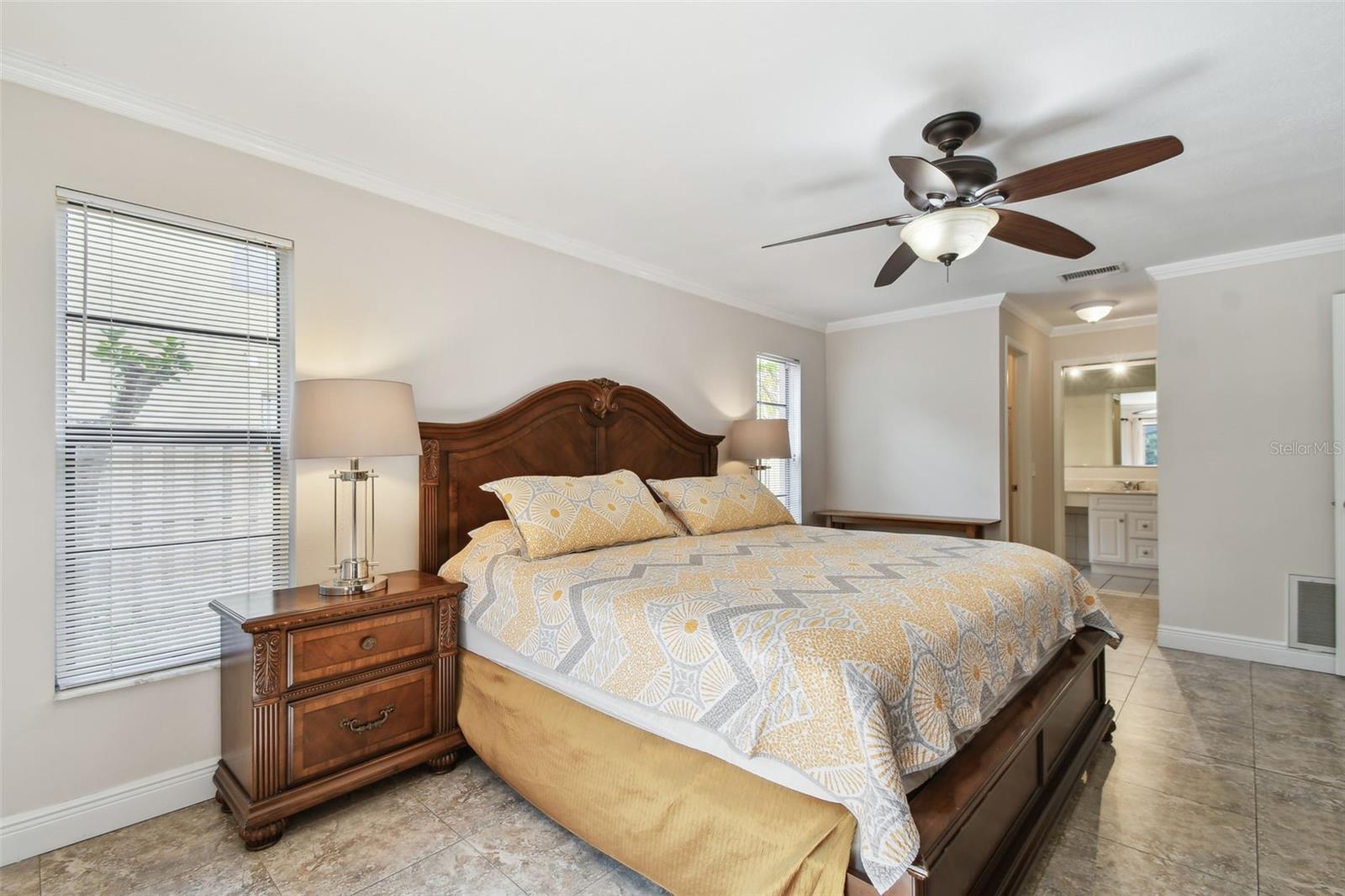 Image 39 of 71 For 854 Village Way