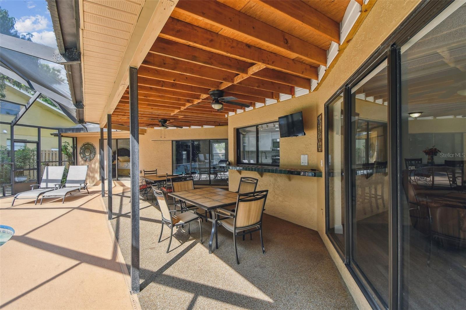 Image 47 of 71 For 854 Village Way