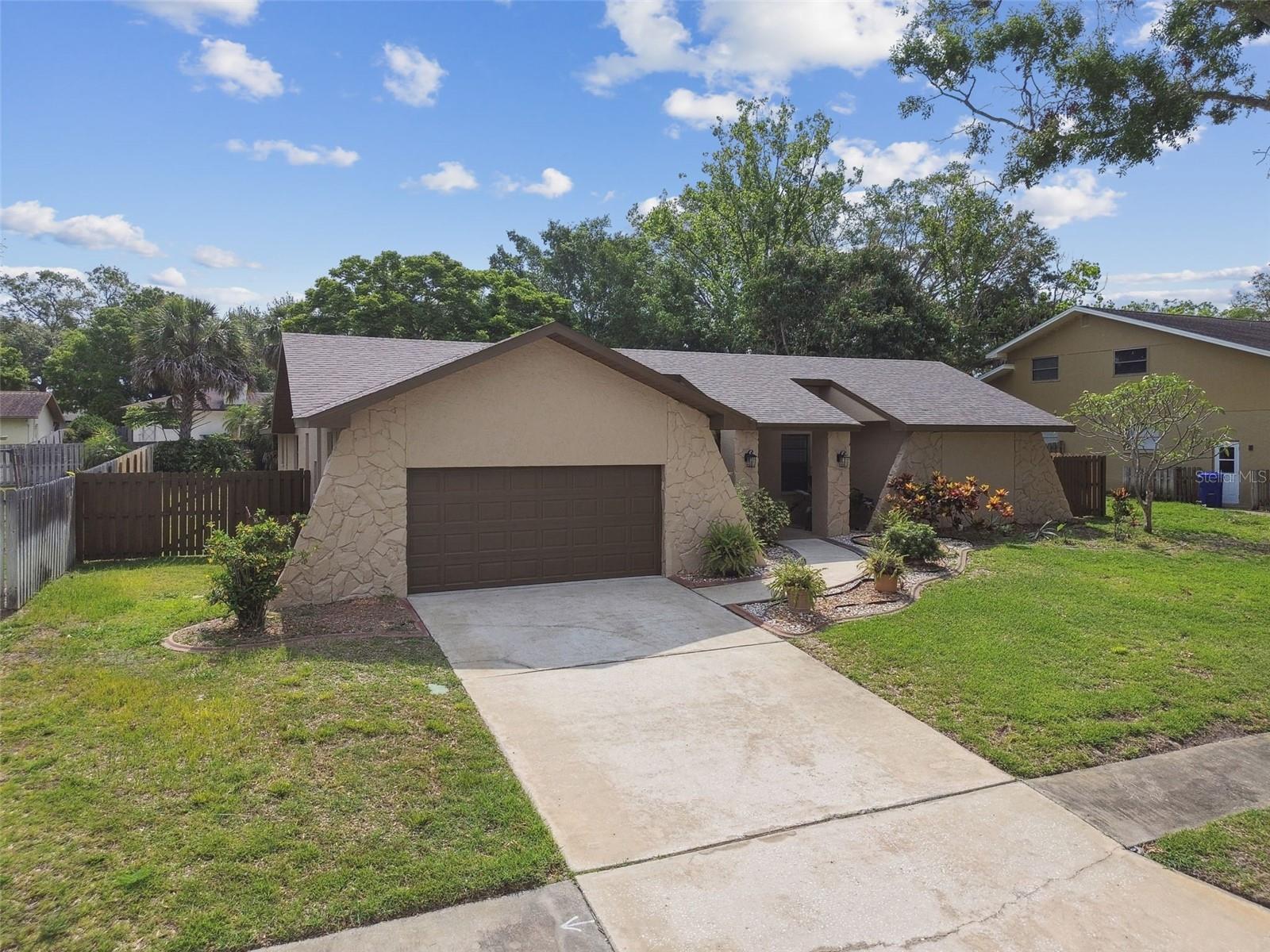 Image 55 of 71 For 854 Village Way