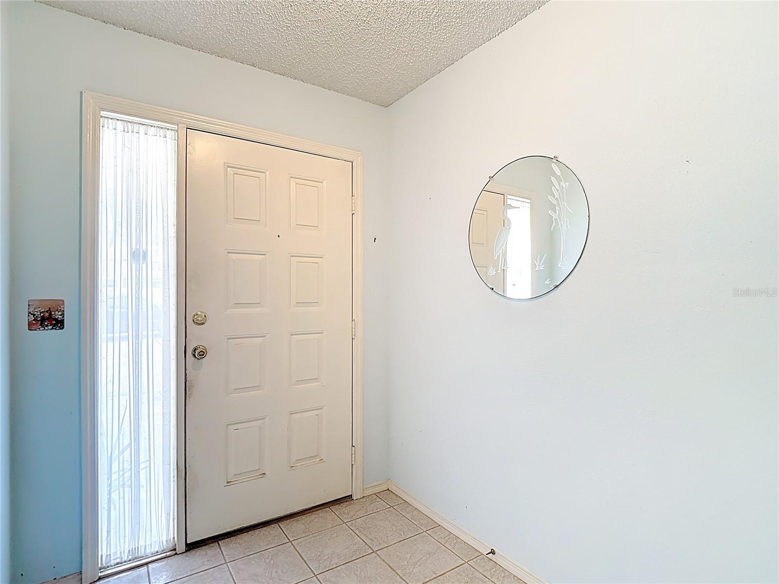 Image 4 of 60 For 120 Colony South Drive