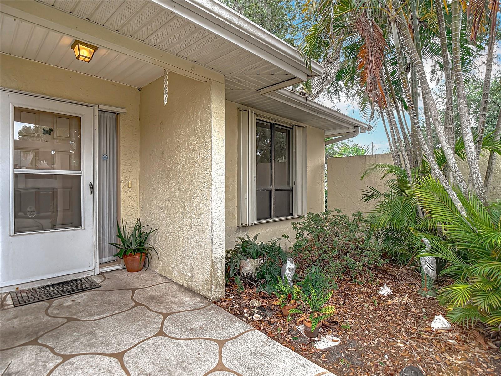 Image 57 of 60 For 120 Colony South Drive