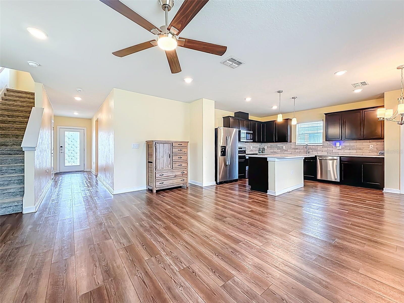 Listing photo id 12 for 9324 Rally Spring Loop