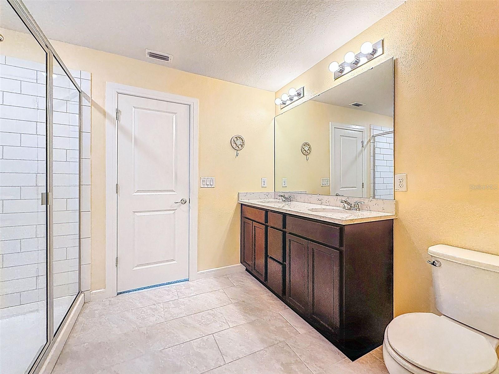 Listing photo id 27 for 9324 Rally Spring Loop