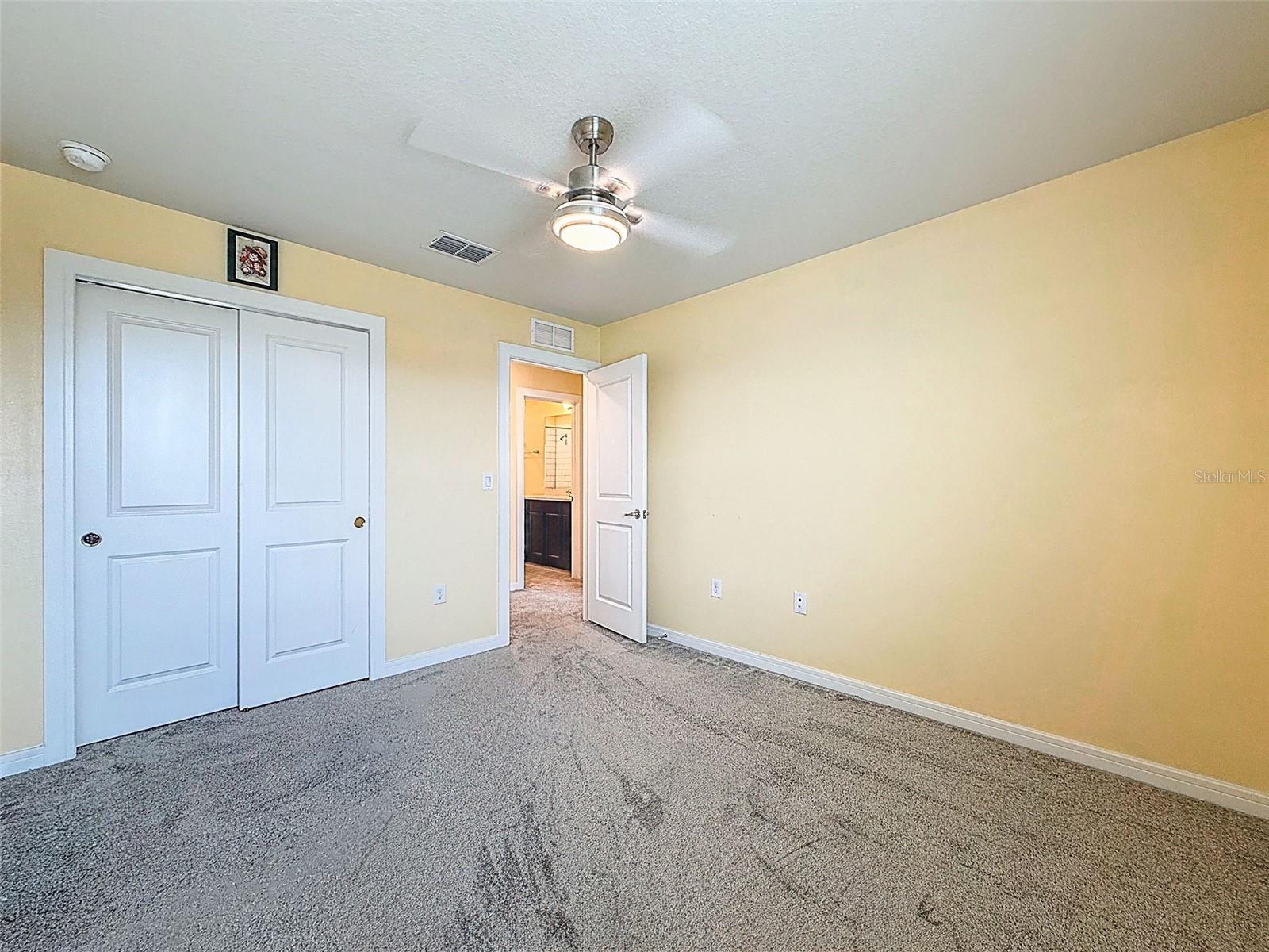 Listing photo id 37 for 9324 Rally Spring Loop