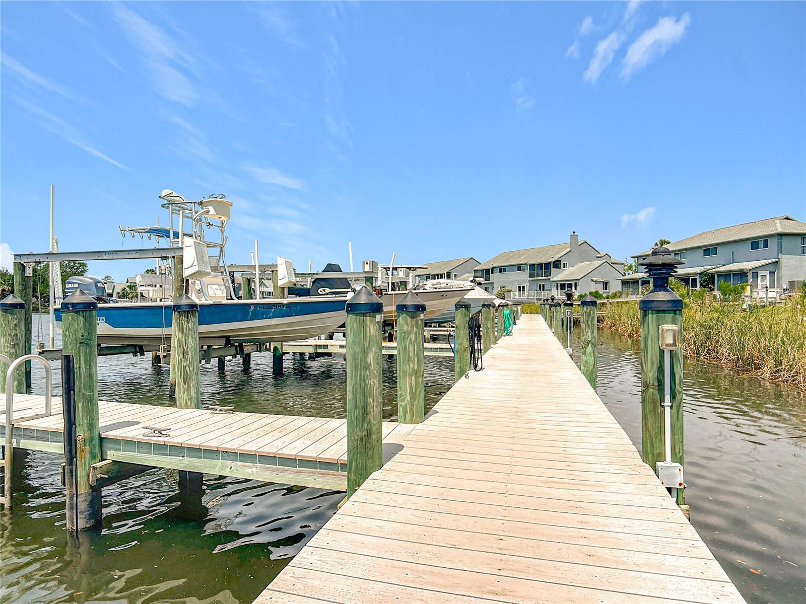 Image 30 of 49 For 11122 Cove Harbor Drive 112