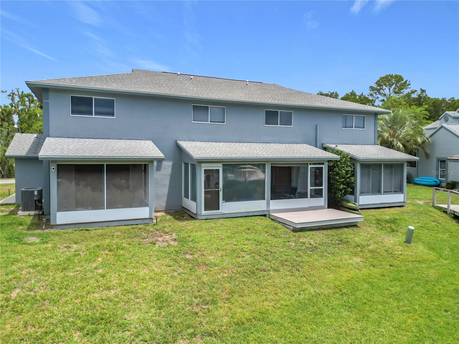 Image 33 of 49 For 11122 Cove Harbor Drive 112