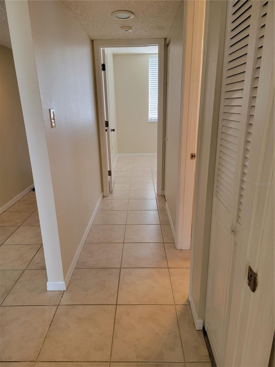 Image 20 of 32 For 2424 W Tampa Bay Blvd  M-201