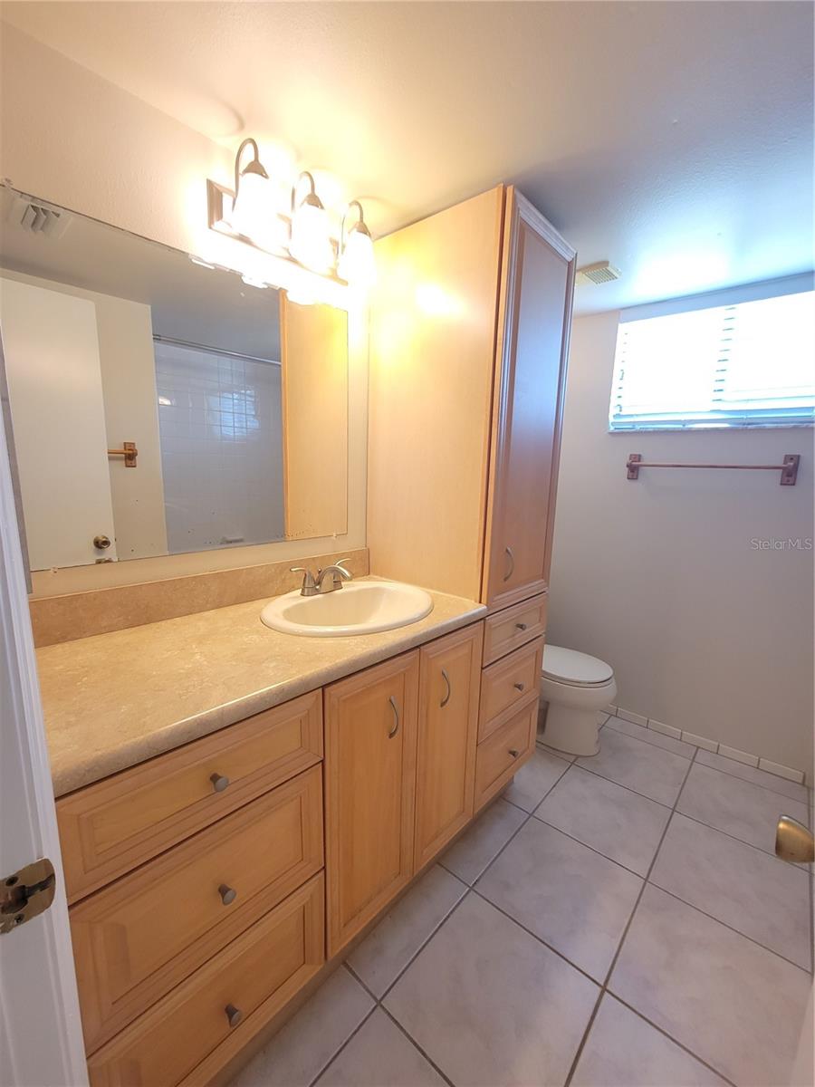 Image 24 of 32 For 2424 W Tampa Bay Blvd  M-201