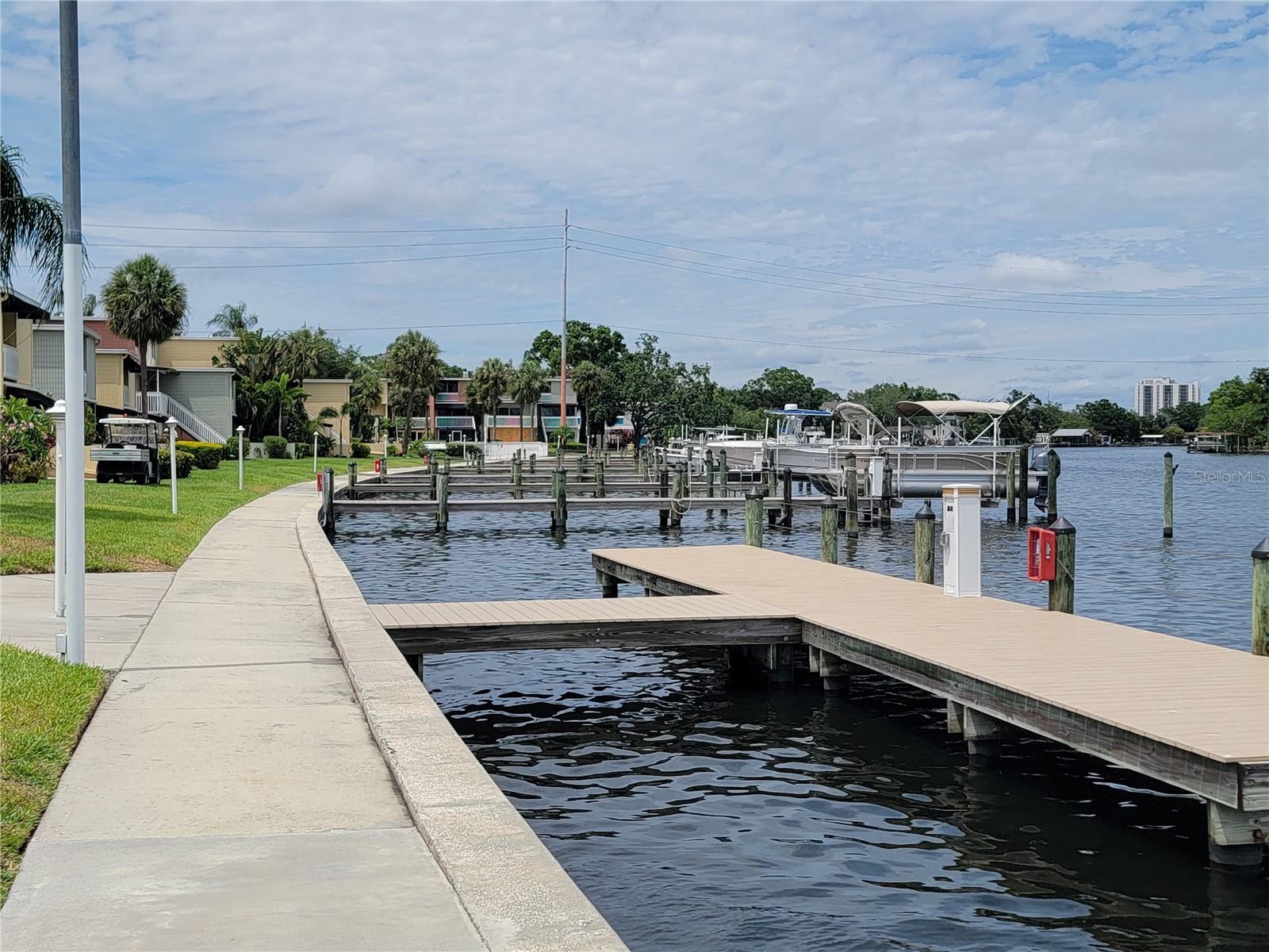 Image 29 of 32 For 2424 W Tampa Bay Blvd  M-201